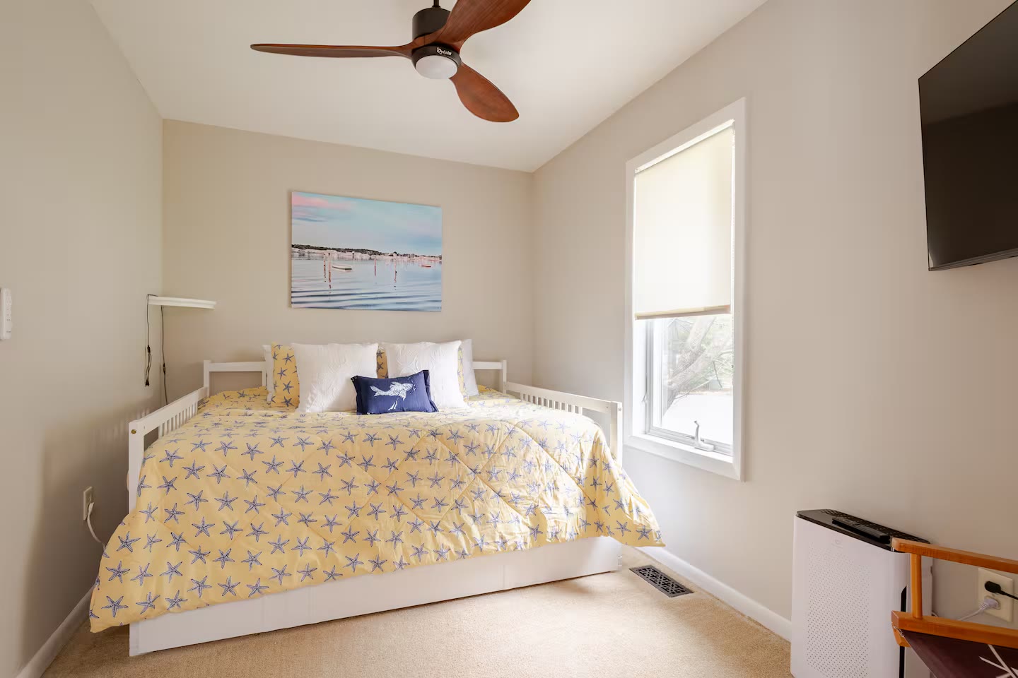 Bedroom 3 daybed